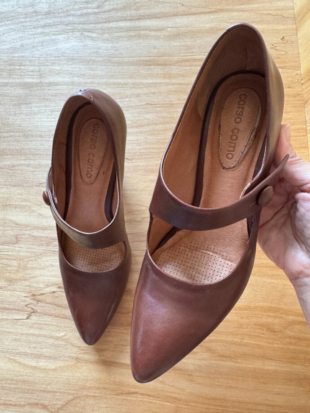 Chocolate Brown Leather Corso Como Heels - Picture 8 of 16